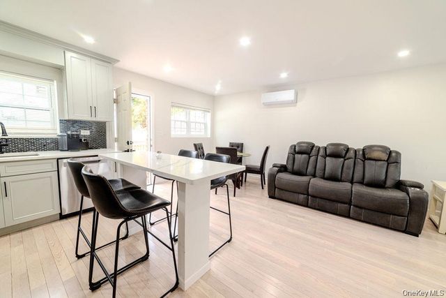 327 Mundy Lane, Mount Vernon, NY 10550