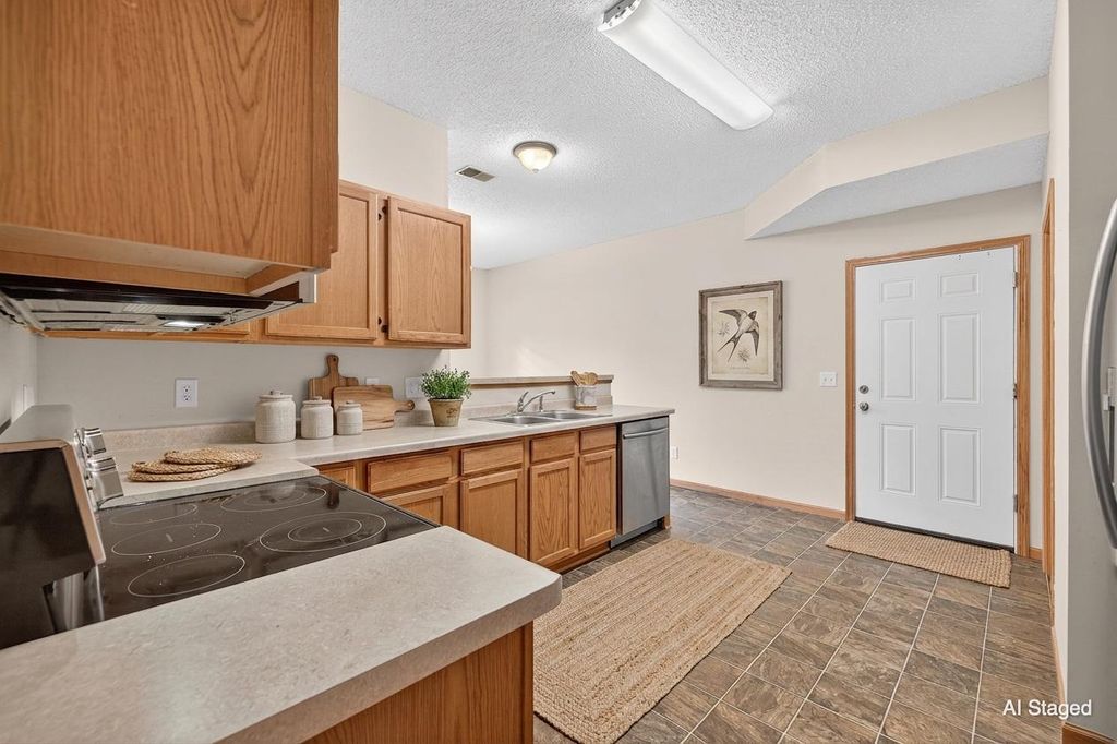 7729 Elm Grove Avenue, New Hope, MN 55428 — photo 5