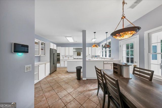 2374 Battle Forest Dr SW, Marietta, GA 30064