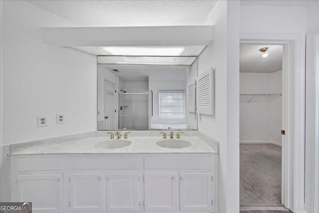2374 Battle Forest Dr SW, Marietta, GA 30064