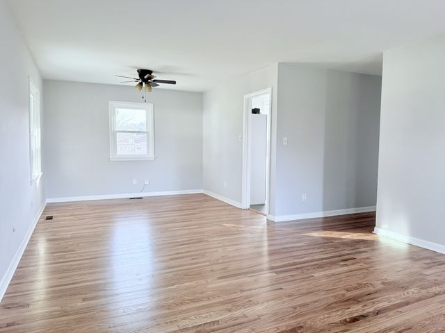 122 McIntosh Ave, Cumberland City, TN 37050