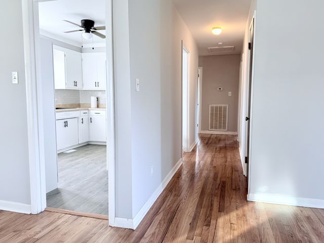 122 McIntosh Ave, Cumberland City, TN 37050