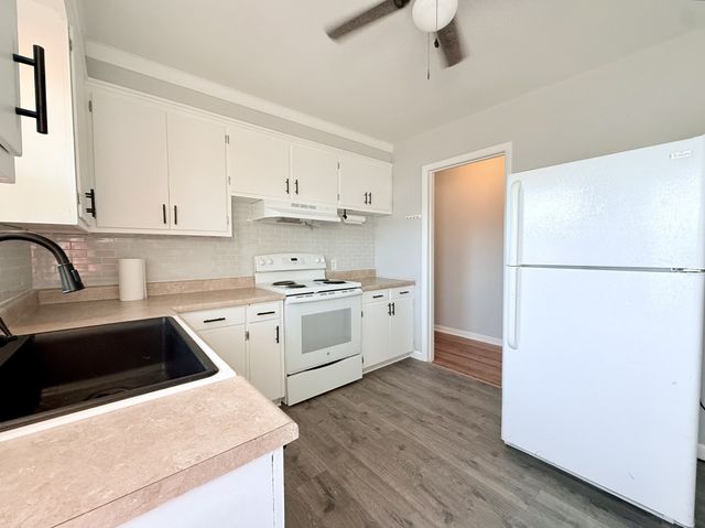 122 McIntosh Ave, Cumberland City, TN 37050