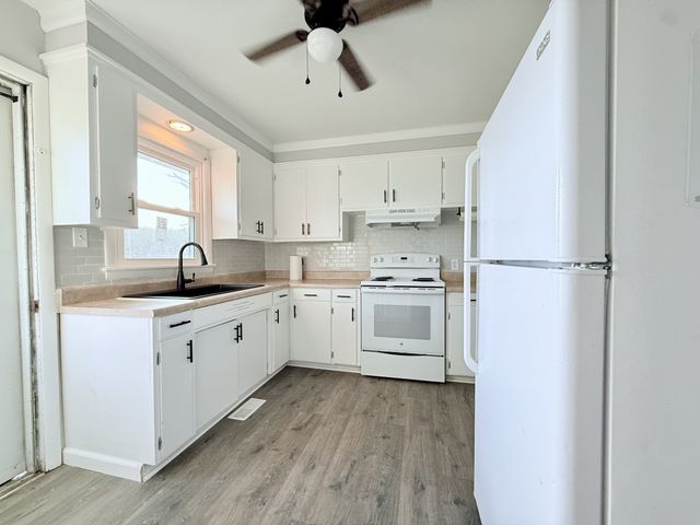 122 McIntosh Ave, Cumberland City, TN 37050