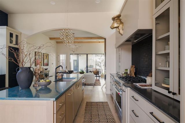 325 SW 14th Street, Oklahoma City, OK 73109