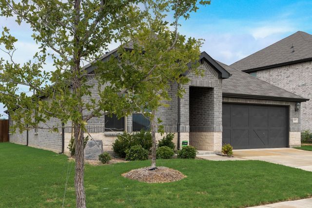 3401 Triumph Drive, Denton, TX 76207