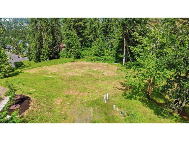 155 66TH St, Springfield, OR 97478
