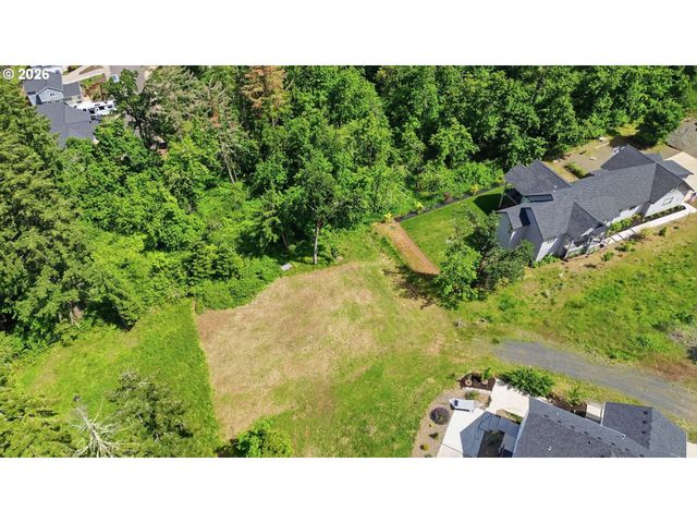 155 66TH St, Springfield, OR 97478