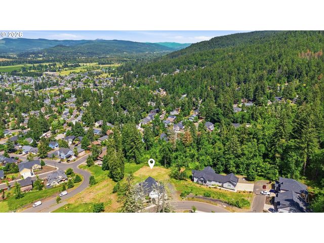 155 66TH St, Springfield, OR 97478