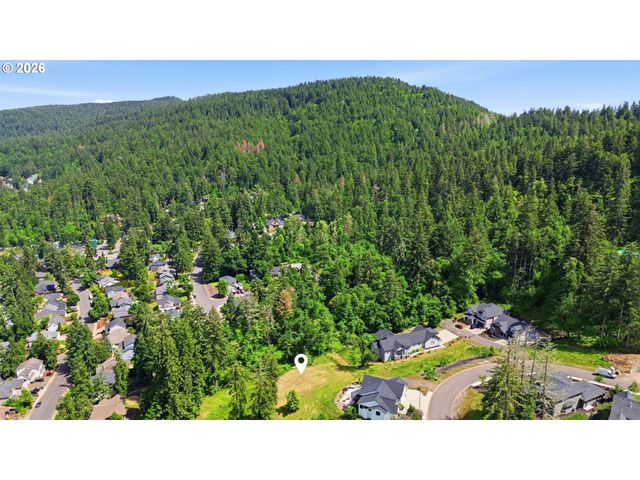 155 66TH St, Springfield, OR 97478