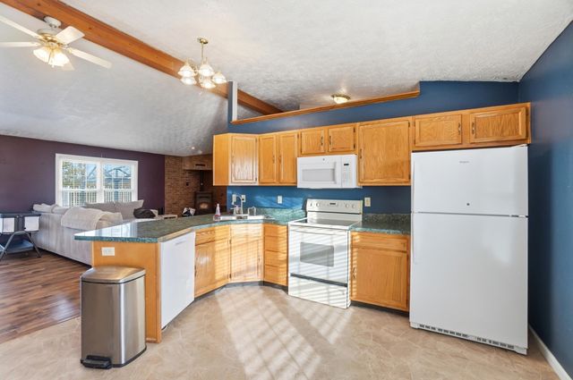 2033 Diamond Mill Road 2033 Diamond Mill Road, Brookville, OH 45309