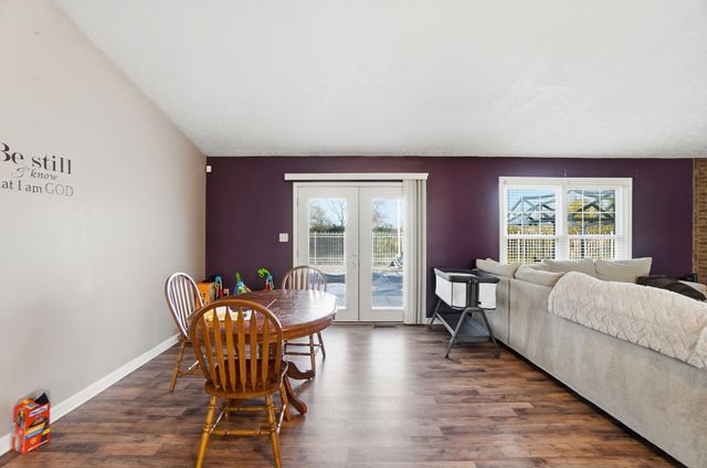 2033 Diamond Mill Road 2033 Diamond Mill Road, Brookville, OH 45309