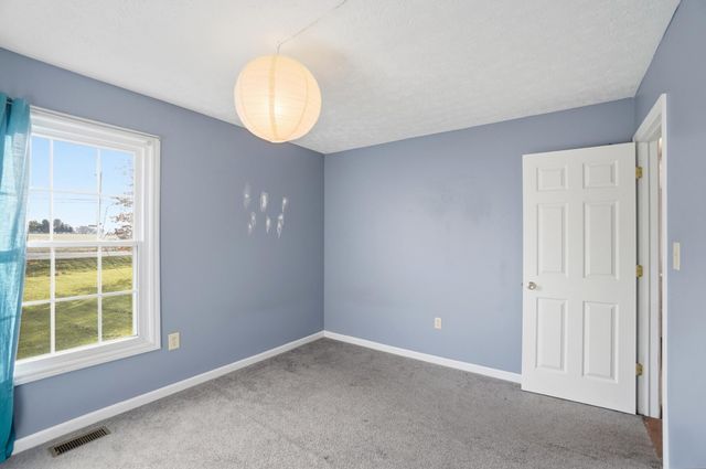 2033 Diamond Mill Road 2033 Diamond Mill Road, Brookville, OH 45309