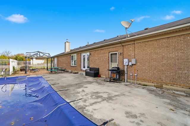 2033 Diamond Mill Road 2033 Diamond Mill Road, Brookville, OH 45309