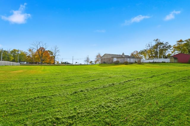 2033 Diamond Mill Road 2033 Diamond Mill Road, Brookville, OH 45309