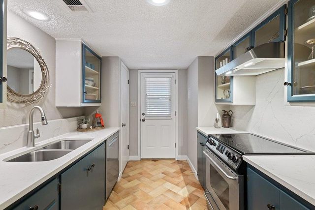 3500 Enfield RD E, Austin, TX 78703