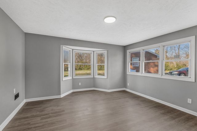 620 Thrush Pl, Murfreesboro, TN 37130