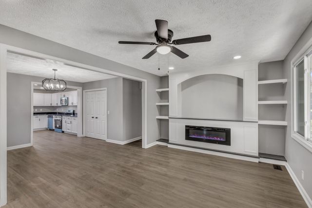 620 Thrush Pl, Murfreesboro, TN 37130