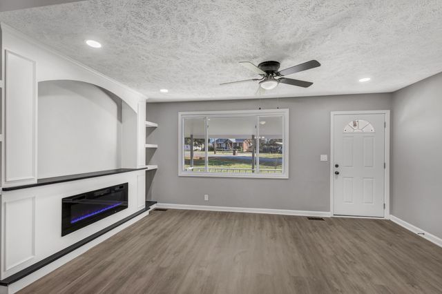 620 Thrush Pl, Murfreesboro, TN 37130