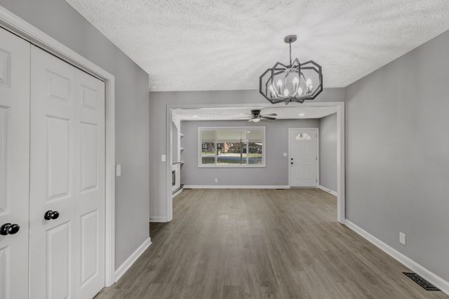 620 Thrush Pl, Murfreesboro, TN 37130