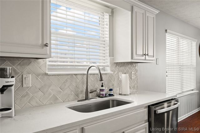 7608 Joseph Drive, Sellersburg, IN 47172