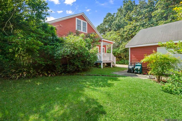 231 Delgado Dr, Baton Rouge, LA 70808
