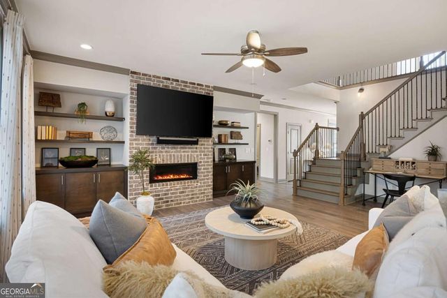 645 Wynnewood Court SW, Powder Springs, GA 30127