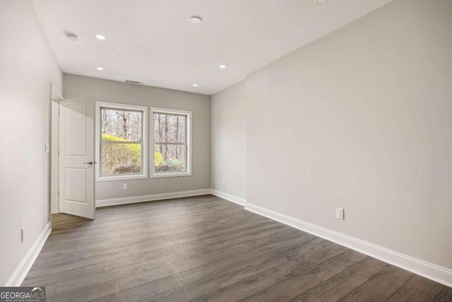 645 Wynnewood Court SW, Powder Springs, GA 30127