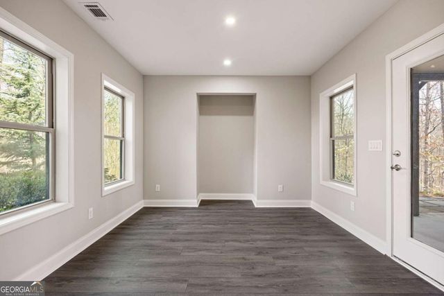 645 Wynnewood Court SW, Powder Springs, GA 30127