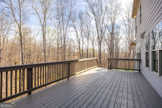 645 Wynnewood Court SW, Powder Springs, GA 30127