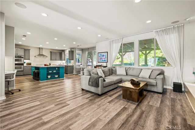 24981 Greensbrier, Stevenson Ranch, CA 91381