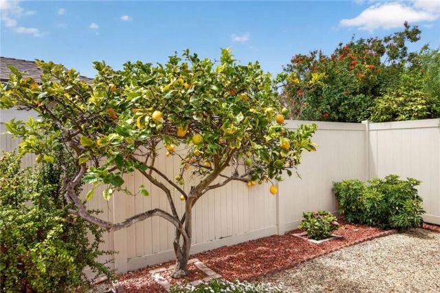 2525 Neptune Place, Port Hueneme, CA 93041