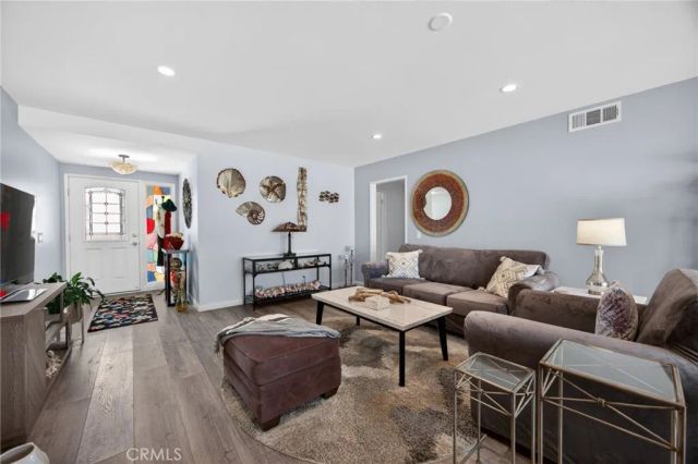 2525 Neptune Place, Port Hueneme, CA 93041