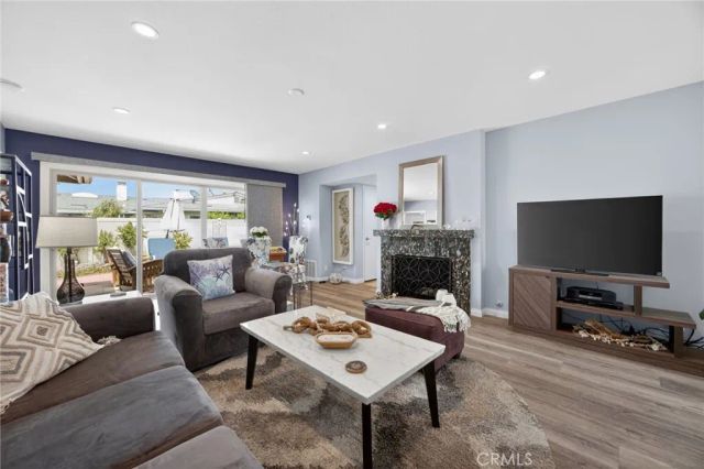 2525 Neptune Place, Port Hueneme, CA 93041