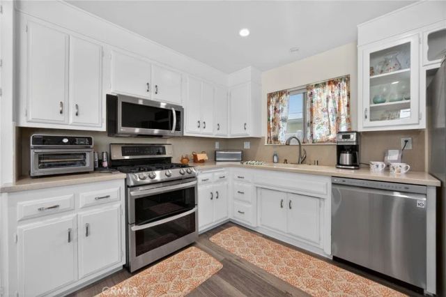 2525 Neptune Place, Port Hueneme, CA 93041
