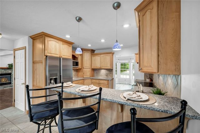 1256 Waterbury Drive, Medina, OH 44256