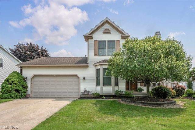 1256 Waterbury Drive, Medina, OH 44256