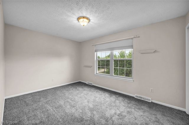 1256 Waterbury Drive, Medina, OH 44256