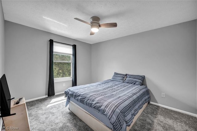 1256 Waterbury Drive, Medina, OH 44256