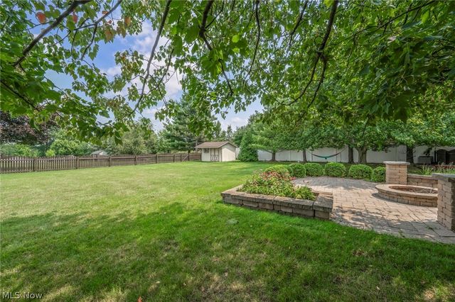 1256 Waterbury Drive, Medina, OH 44256