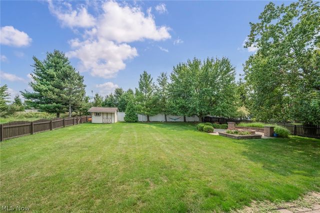 1256 Waterbury Drive, Medina, OH 44256