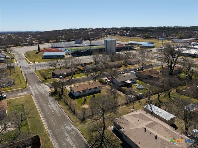 302 Easy St, Copperas Cove, TX 76522