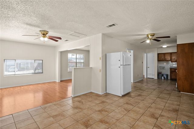 302 Easy St, Copperas Cove, TX 76522