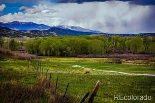 640 County Rd 571, Gardner, CO 81040