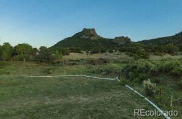640 County Rd 571, Gardner, CO 81040