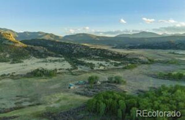 640 County Rd 571, Gardner, CO 81040