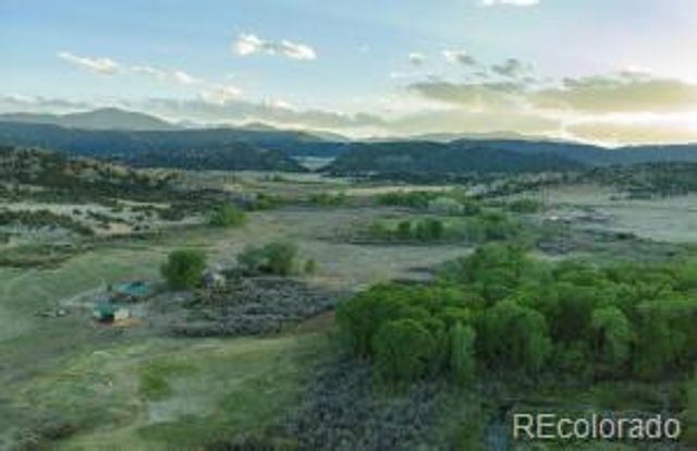 640 County Rd 571, Gardner, CO 81040