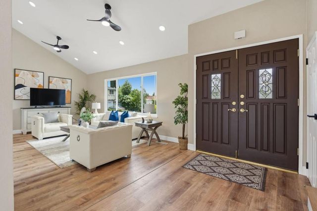 6165 Calle Del Conejo, San Jose, CA 95120