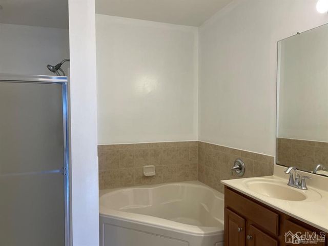 2324 Edward Stec Boulevard, Edison, NJ 08837