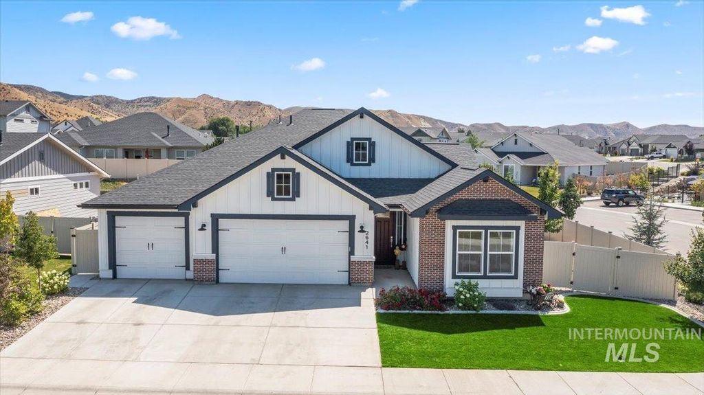 2641 Landmark St, Emmett, ID 83617
